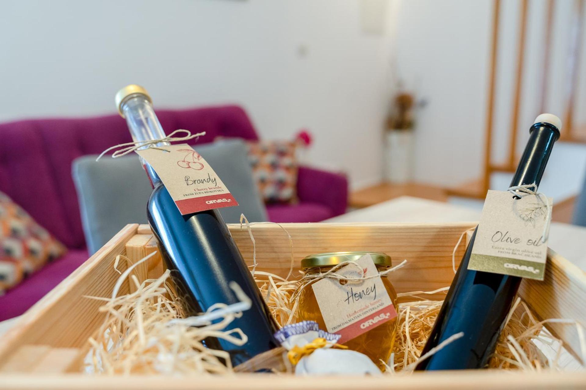 Villa Bonaca Perfect Location For A Holiday With Friends Or Family, Heated Pool Sumartin Zewnętrze zdjęcie
