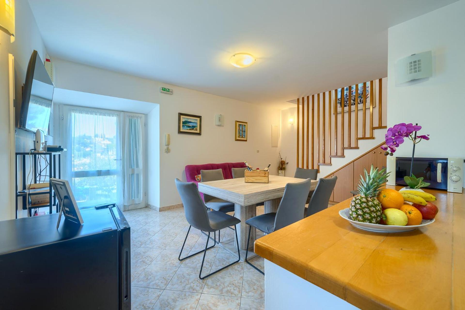 Villa Bonaca Perfect Location For A Holiday With Friends Or Family, Heated Pool Sumartin Zewnętrze zdjęcie