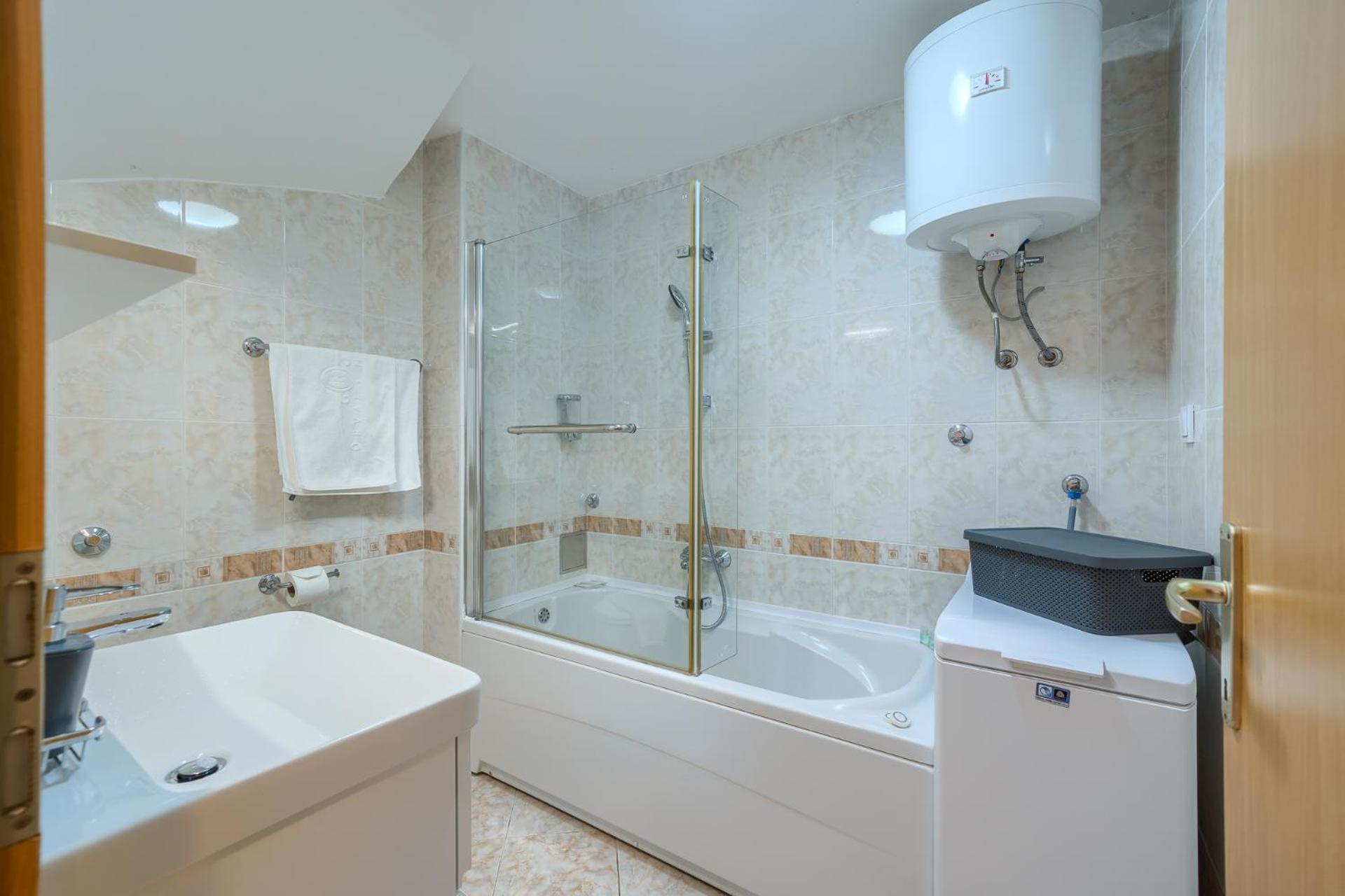Villa Bonaca Perfect Location For A Holiday With Friends Or Family, Heated Pool Sumartin Zewnętrze zdjęcie